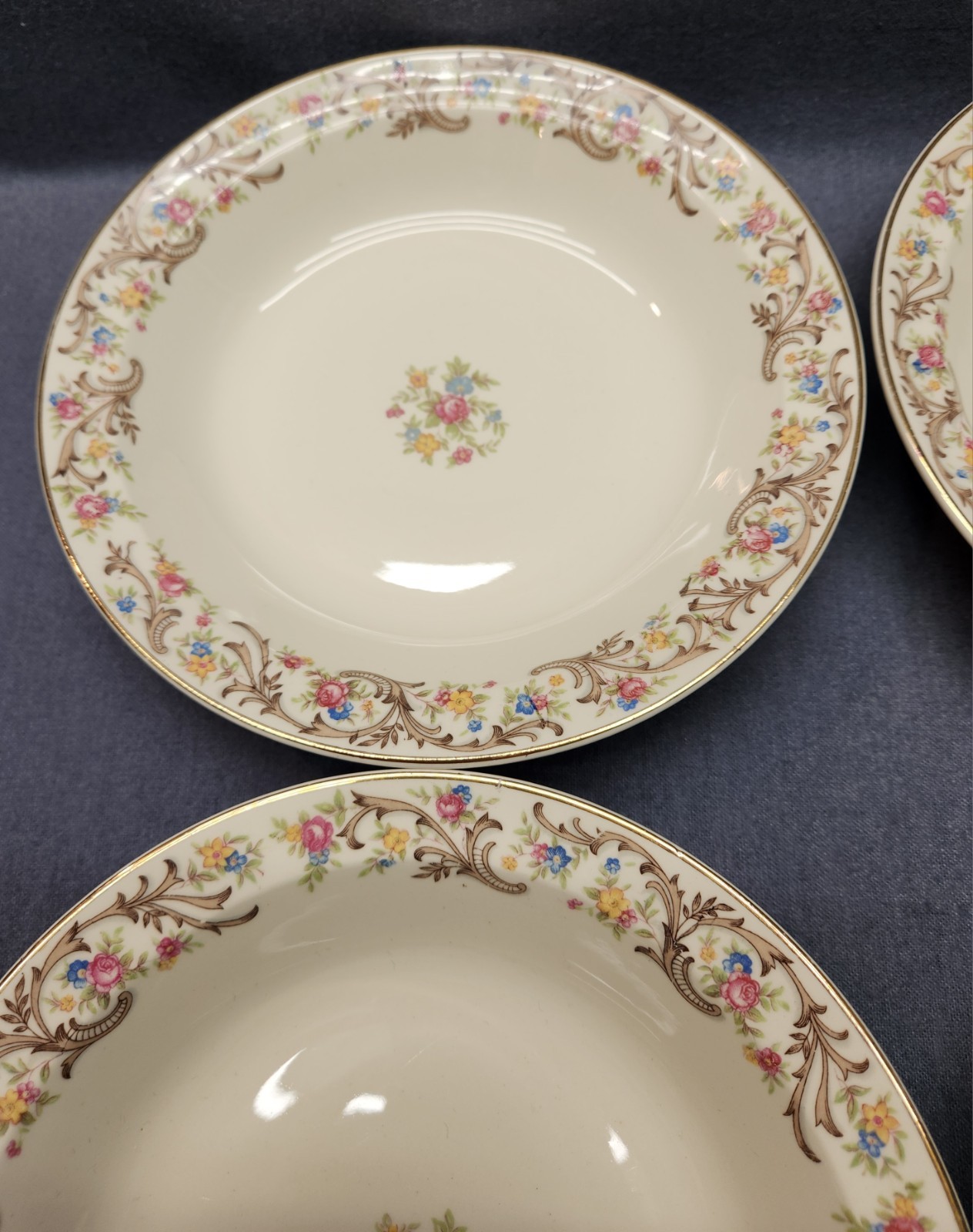 4 Vintage Taylor Smith Taylor SOUP BOWL 7.75″ TS&T 1631 Scroll Rose Floral Gold