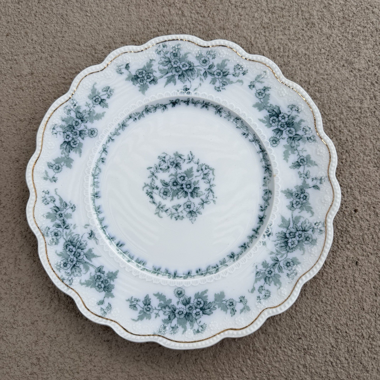 Staffordshire Grindley & Co ‘Eileen’ 9″ Dinner or Cake Plate CIRCA 1899-1914
