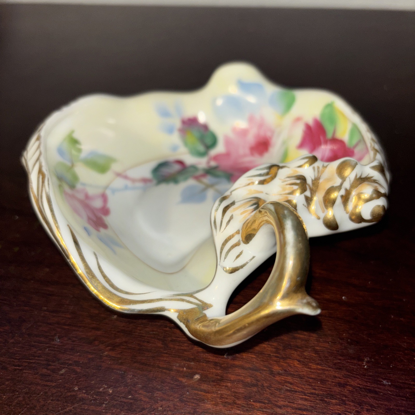 Vintage Hand Painted Floral Nut Bowl Gold Trim W/Handle Made In Occupied Japan
