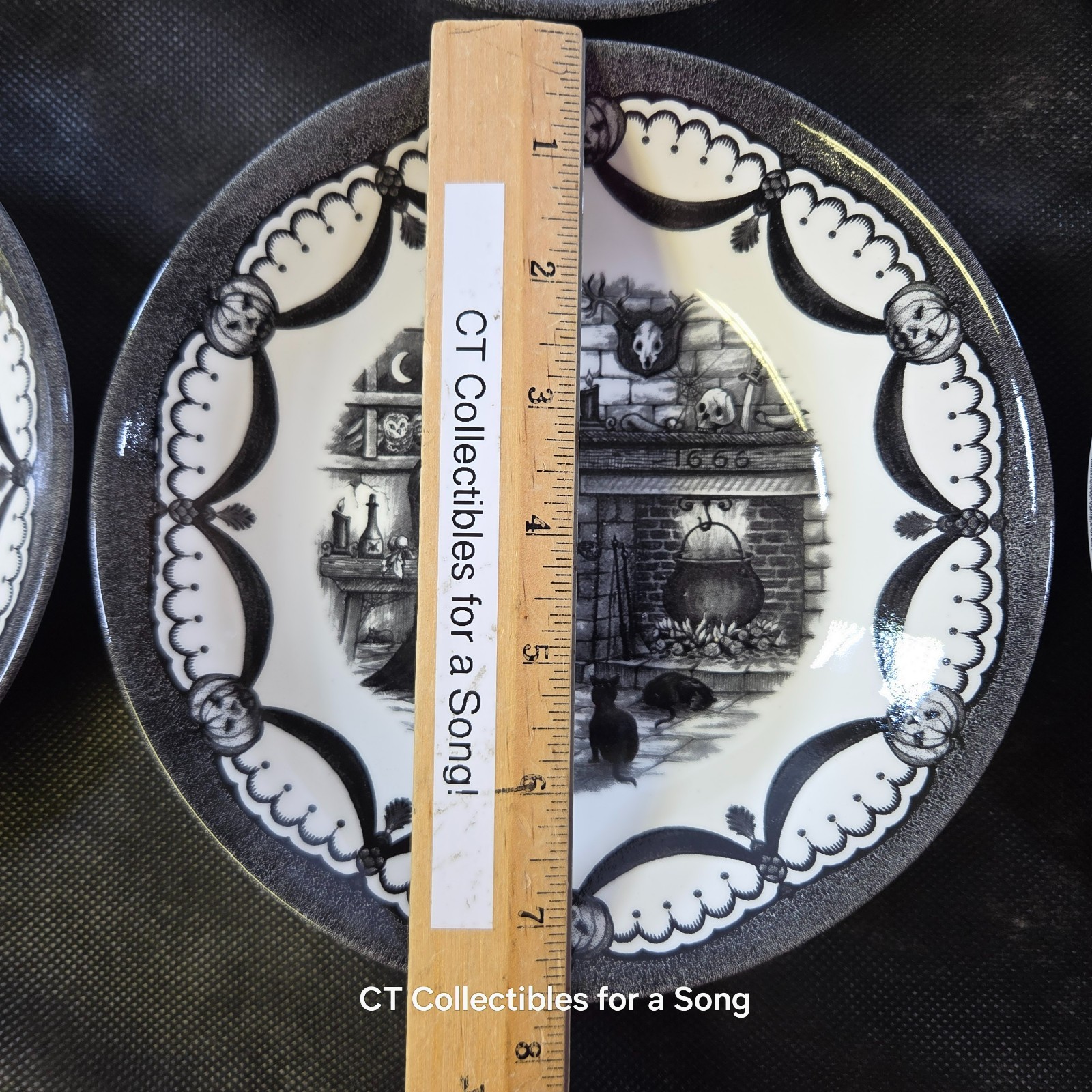New Set 12 Royal Stafford Haunted Home Cereal Bowls 7 1/2″ Black & White in Box