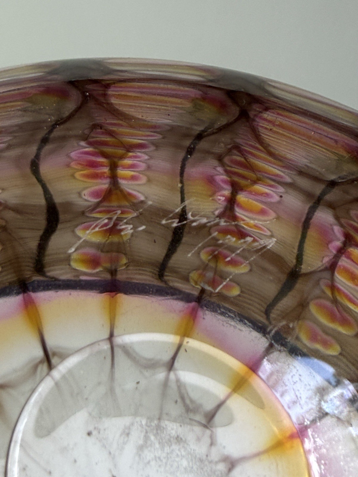 Tom Philabaum 1997 Signed Studio Art Glass Bowl Reptilian Series Blue Rim