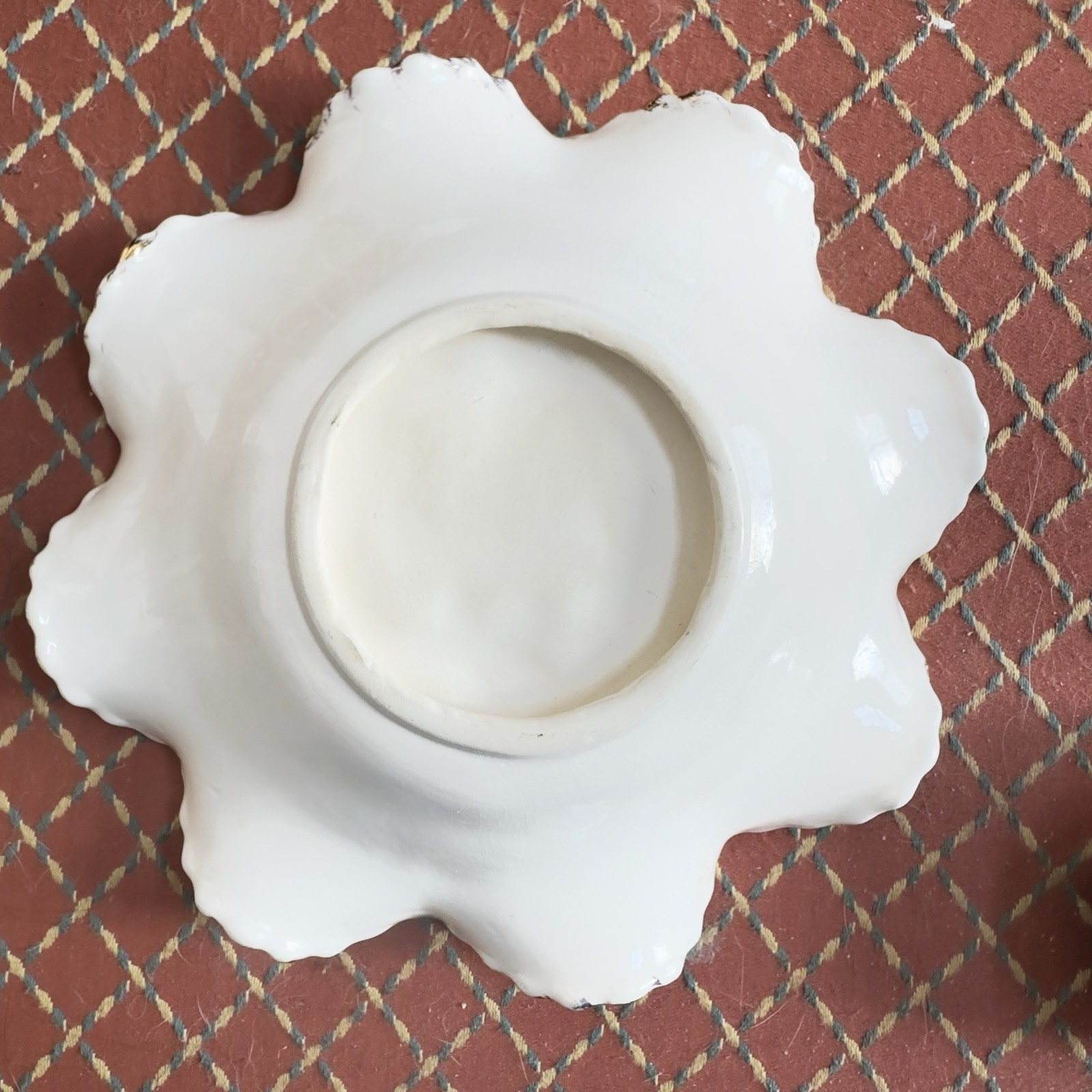 Hand Painted Ceramic Scalloped Border Gild Unique Grape Motif Collectable Dish