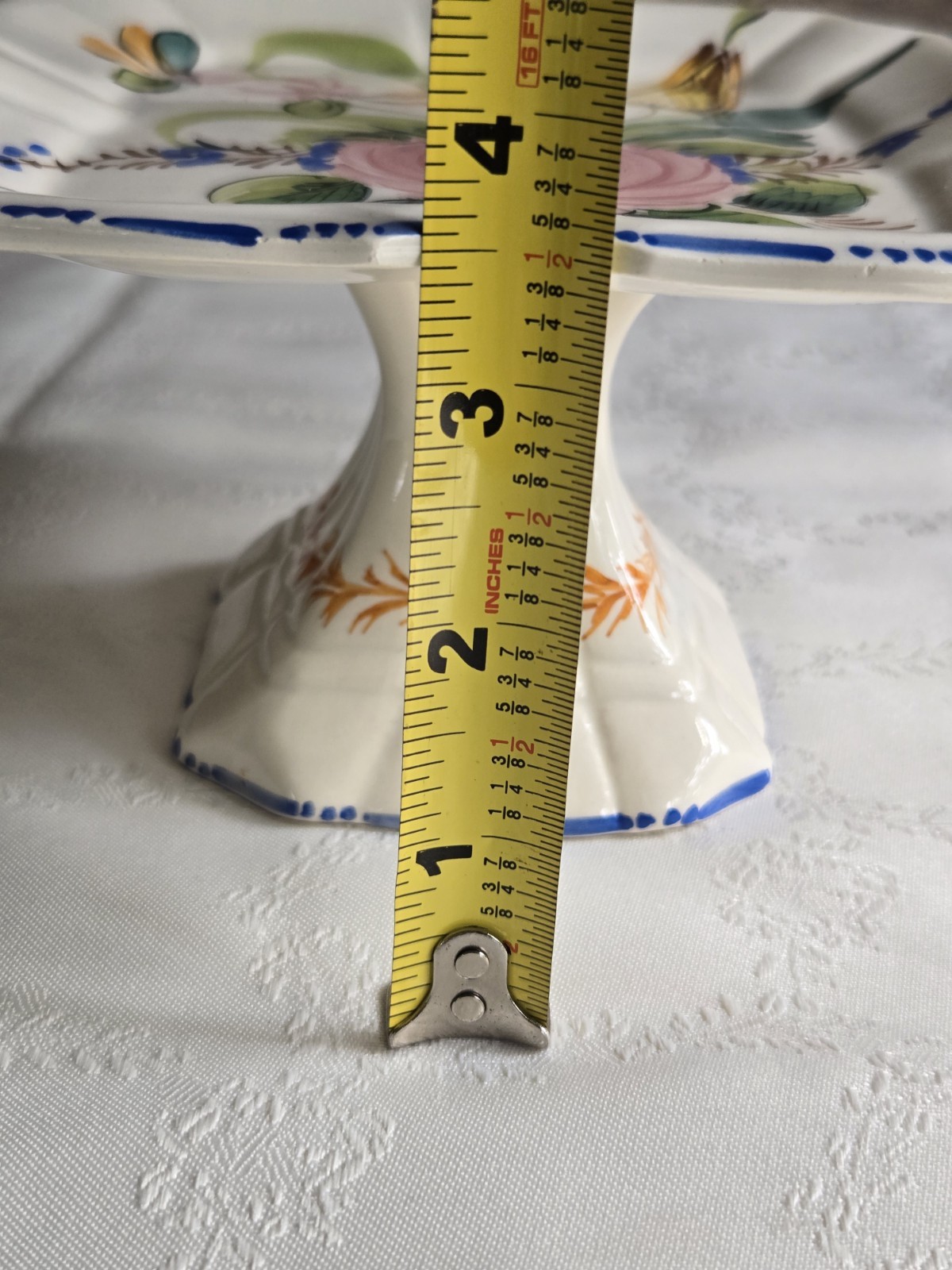 Vintage A. Zen Nove Italy Hand Painted Majolica Pedestal Cake Stand / Compote