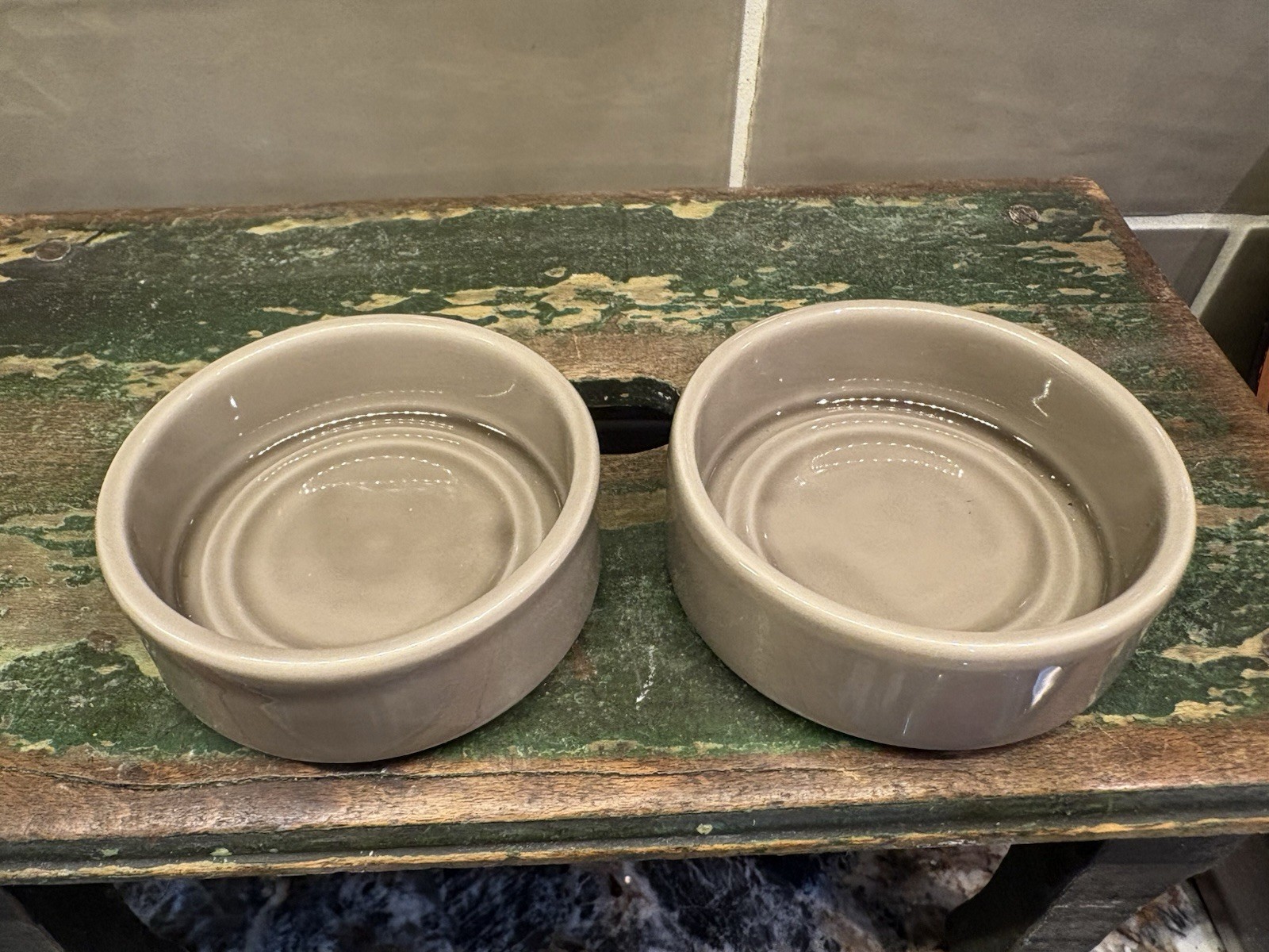 Collectible Bergs Potter Made In Italy Pair Of Saucers 3 1/8×1 2/8”