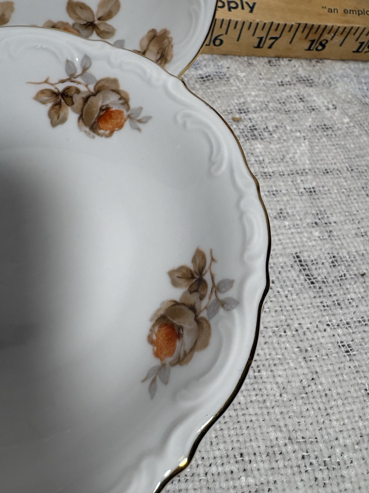 FOUR Mitterteich Bavaria “NORWAY ROSE” FRUIT/SAUCE BOWLS, Porcelain, Gold Trim