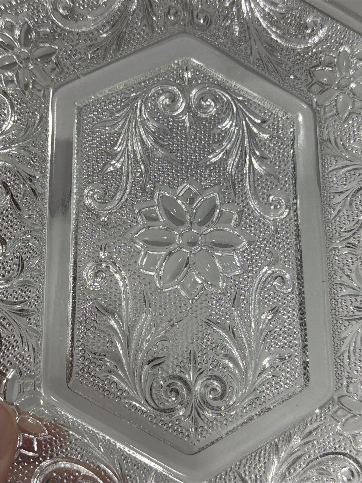 Vintage Indiana Glass Sandwich Pattern Clear Glass Tray 9 ¼” In Length