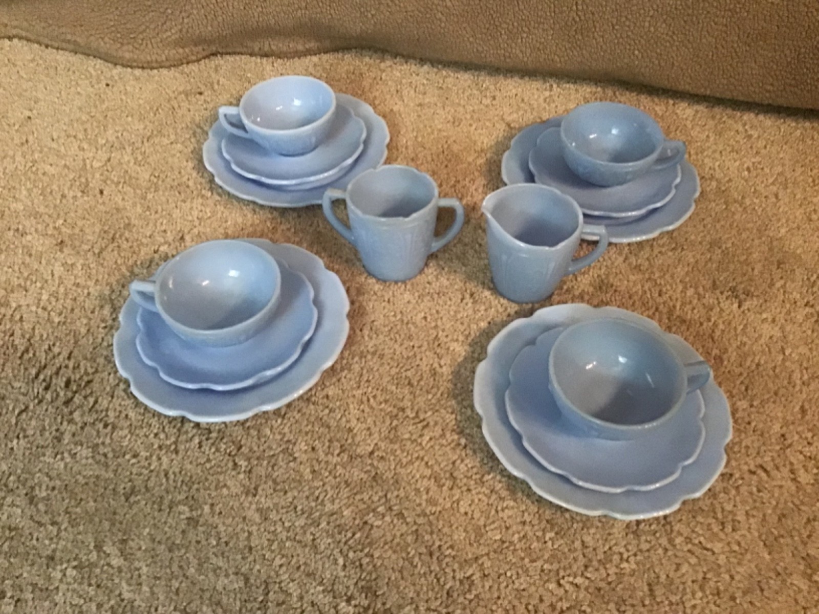 Vintage Jeannette Glass CHERRY BLOSSOM DELPHITE BLUE 14 PC CHILD’S DINNER SET