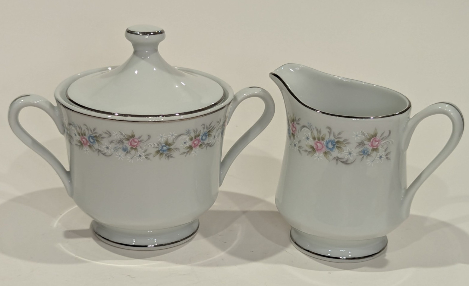 Royal Gallery Suzanne Creamer & Sugar Bowl Set, Floral Design 3134 Japan Vintage