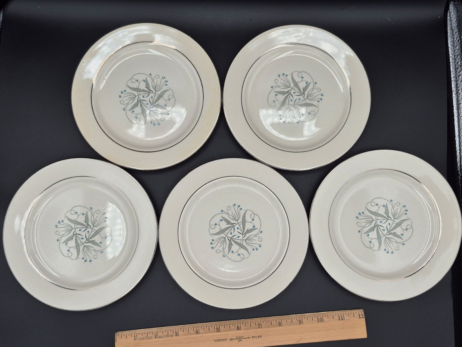 Set Of 12 Homer Laughlin Salad Plates, 7.25″, Celeste