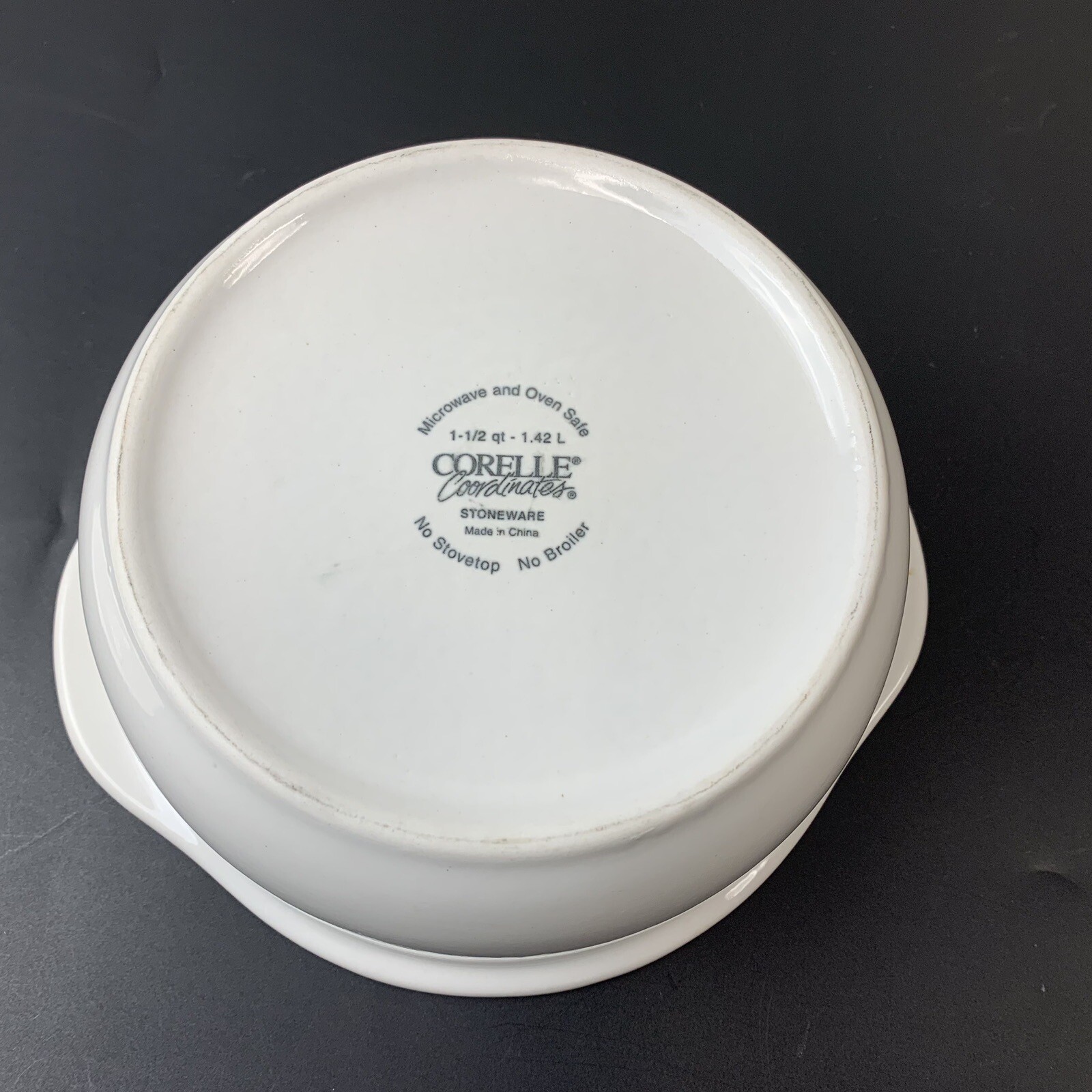 CORELLE Coordinates 1 1/2 Qt. STONEWEAR 3 7/8” Tall Handle To Handle 9 1/4”