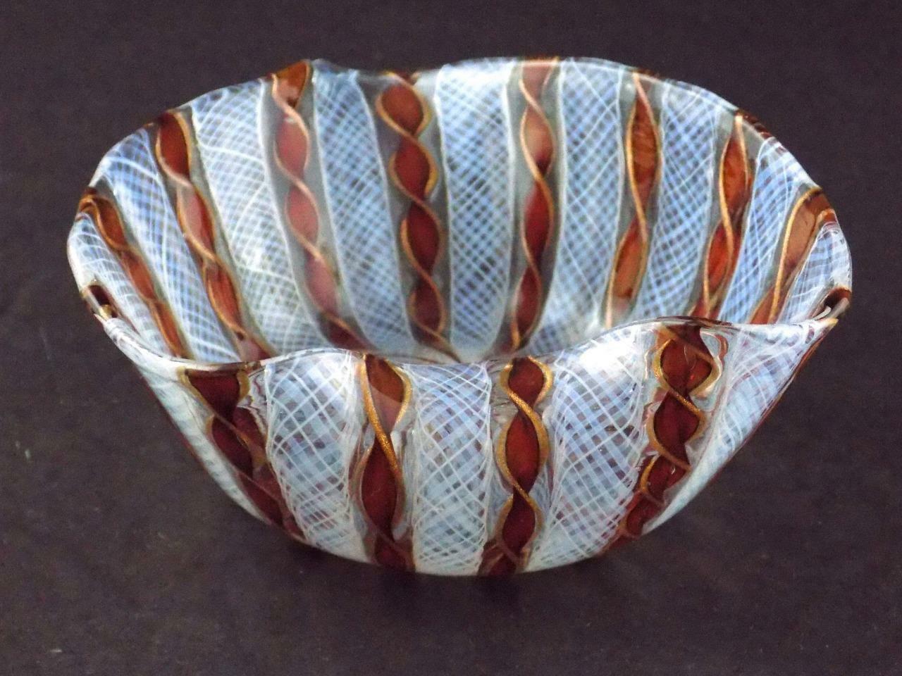Avventurina Technique Art Glass Lipped Trinket Dish White Lattice Work