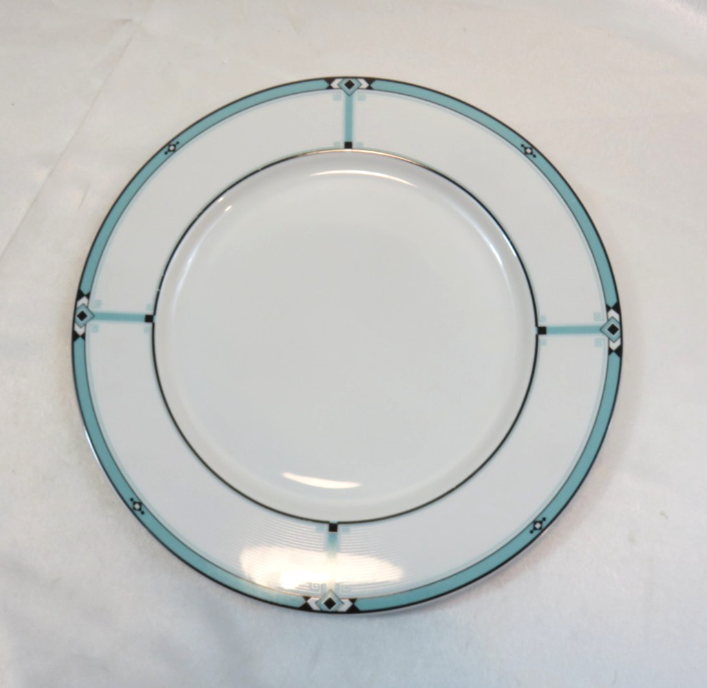 Studio Nova Fine China Dinner Plate DAKOTA YA011 Vintage 1985