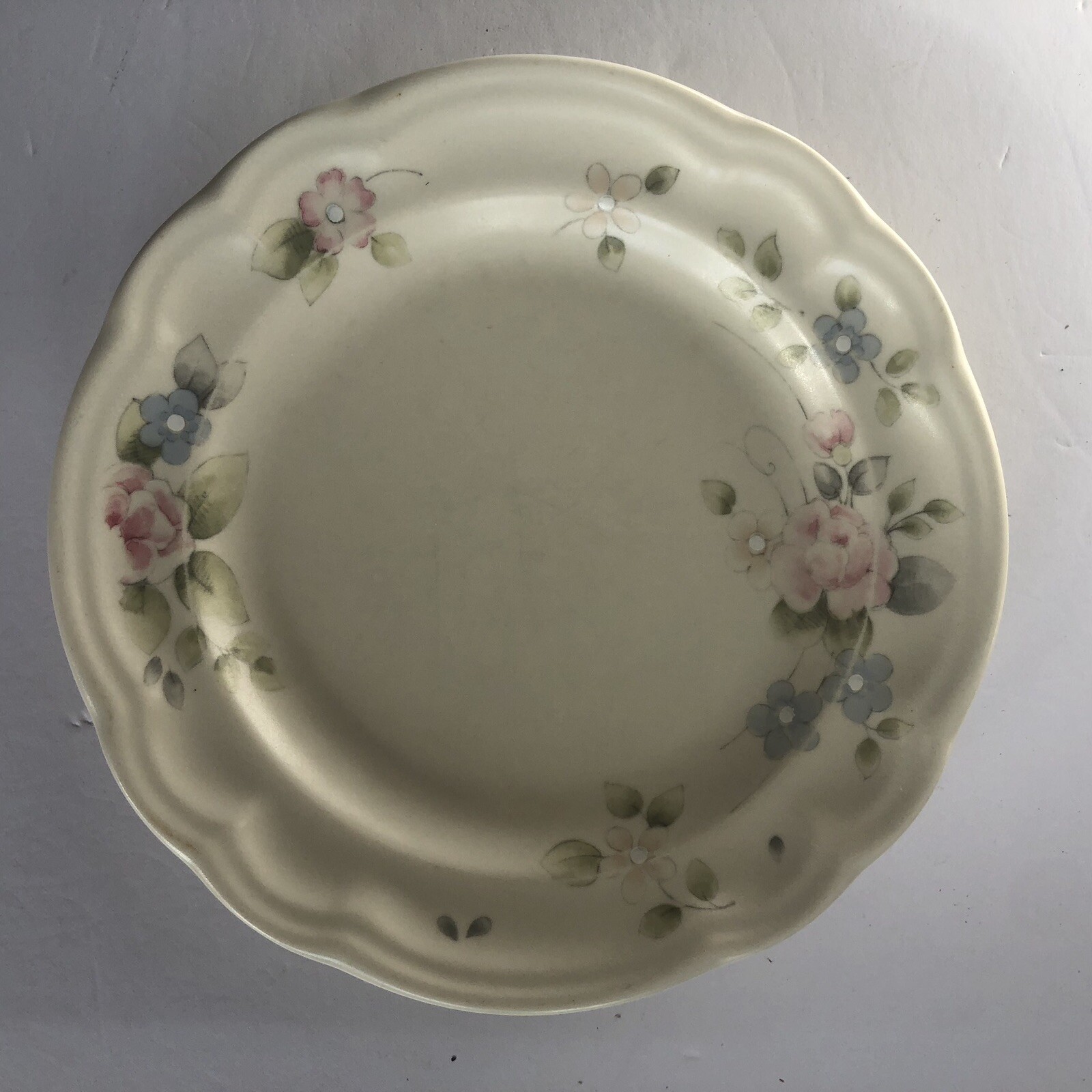 Vintage Pfaltzgraff Tea Rose Salad Plates 7.25″ USA Stoneware Ivory Set of 5