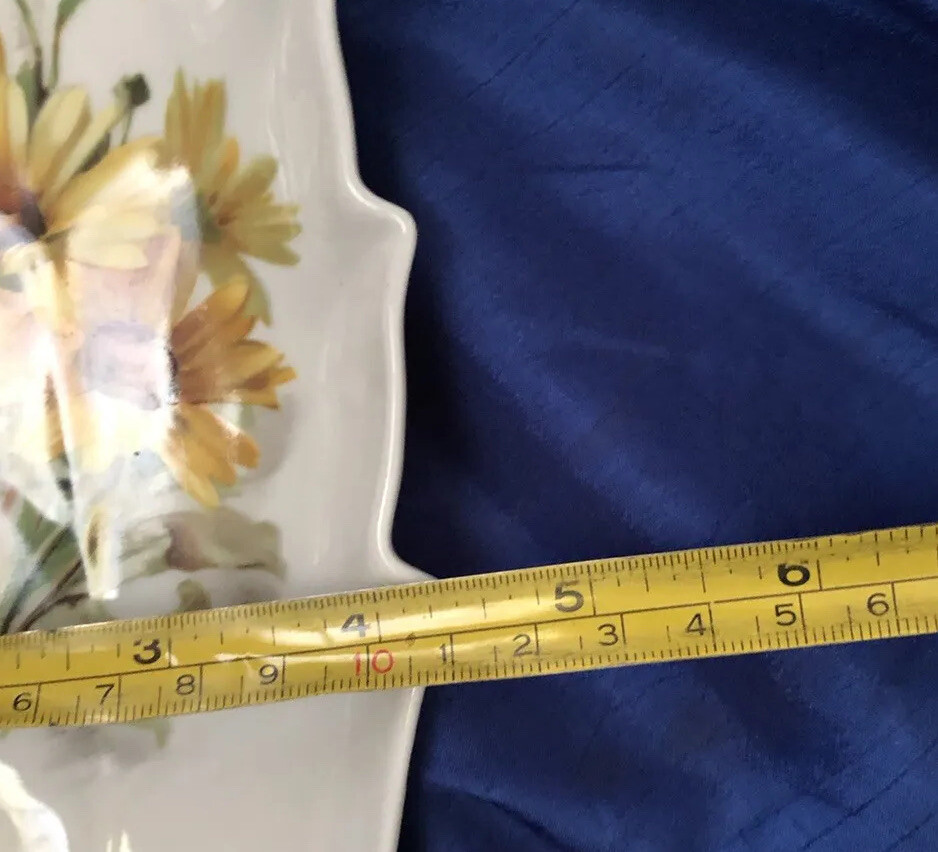 Mitterteich Bavaria Germany Leaf Shape Daisy Flower Candy Dish Gold Gild VTG