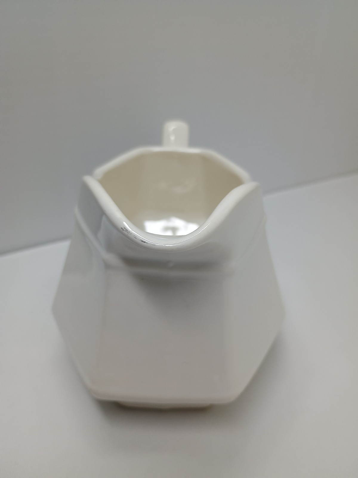 Vintage Homer Laughlin Colonial White Dover Gravy Boat Ivory White Ironstone