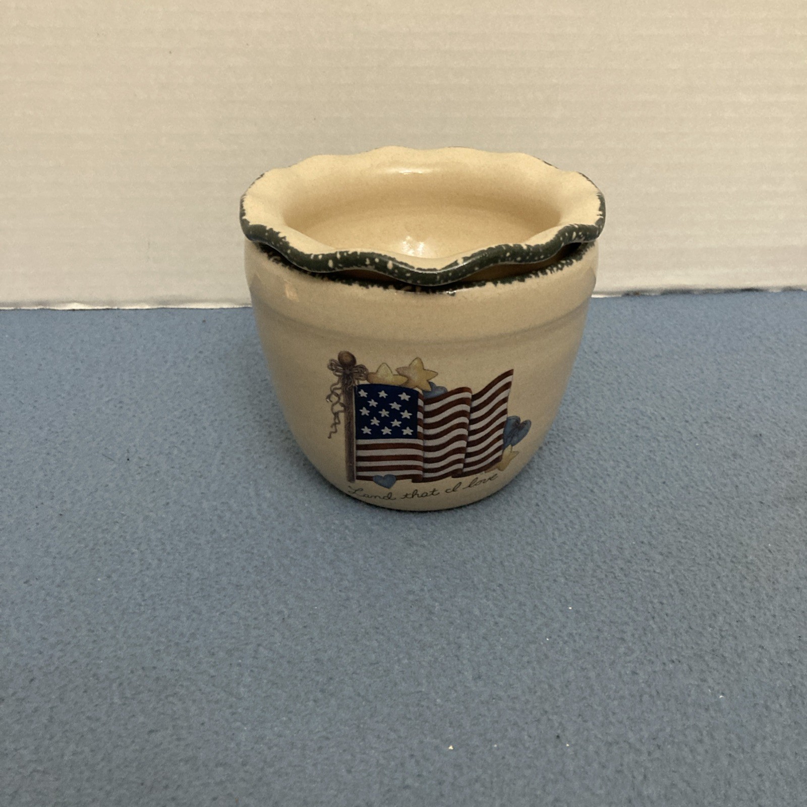Home & Garden Party Ltd. US Flag “Land That I Love” Stoneware Party Dip Chiller