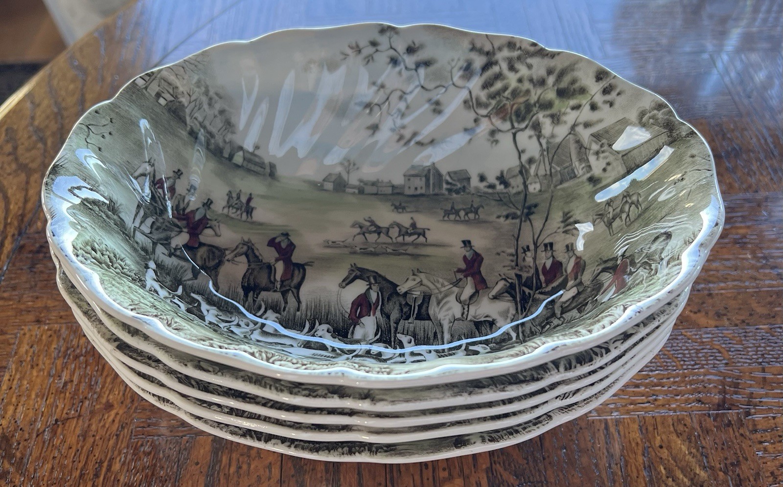 Johnson Bros Tally Ho Oval Vegetable Dish 7” x 9”. Mint Condition. 2 Available.