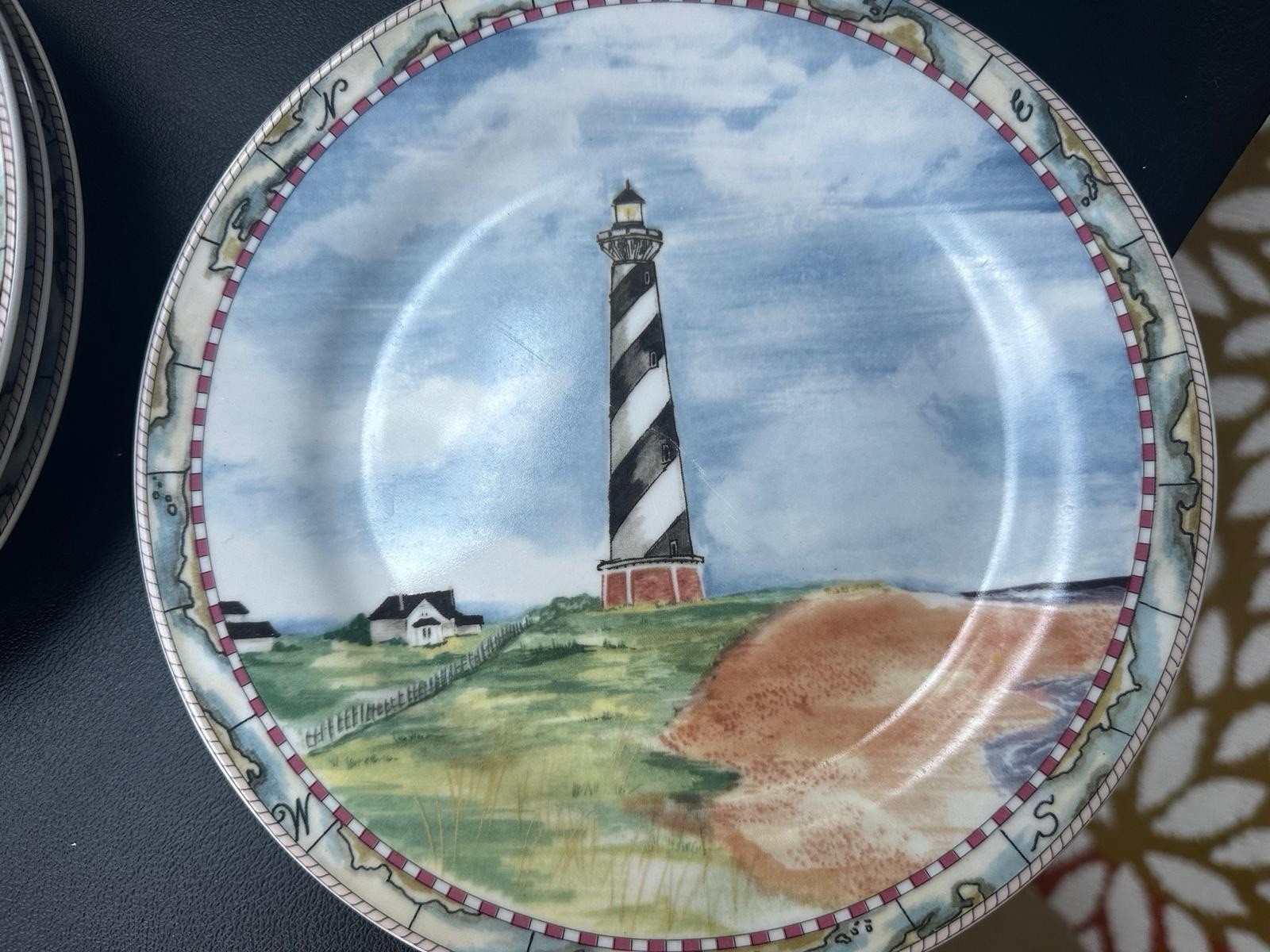 51 AMERICAN ATELIER SIGNALS LIGHTHOUSE NAUTICAL ROUND PLATTER 12″