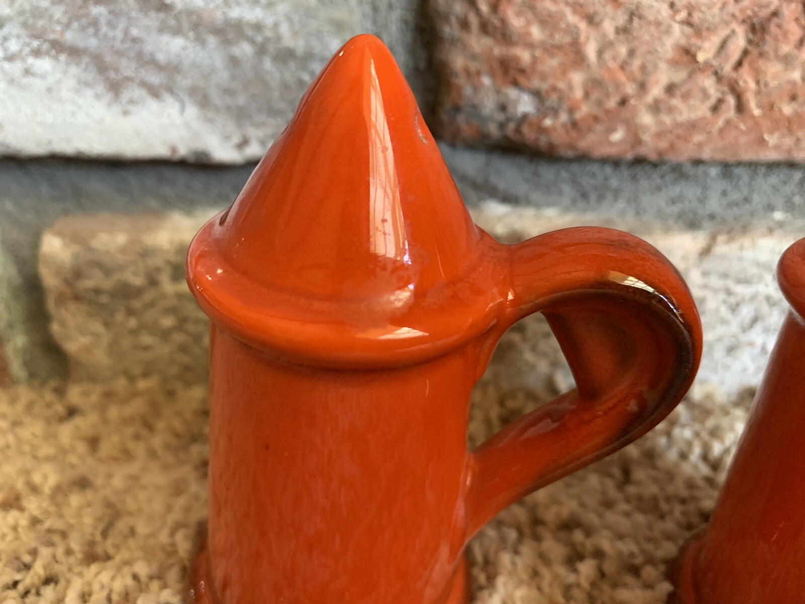 VINTAGE METLOX RED ROOSTER SALT & PEPPER SET POPPY TRAIL CALIFORNIA POTTERY USA