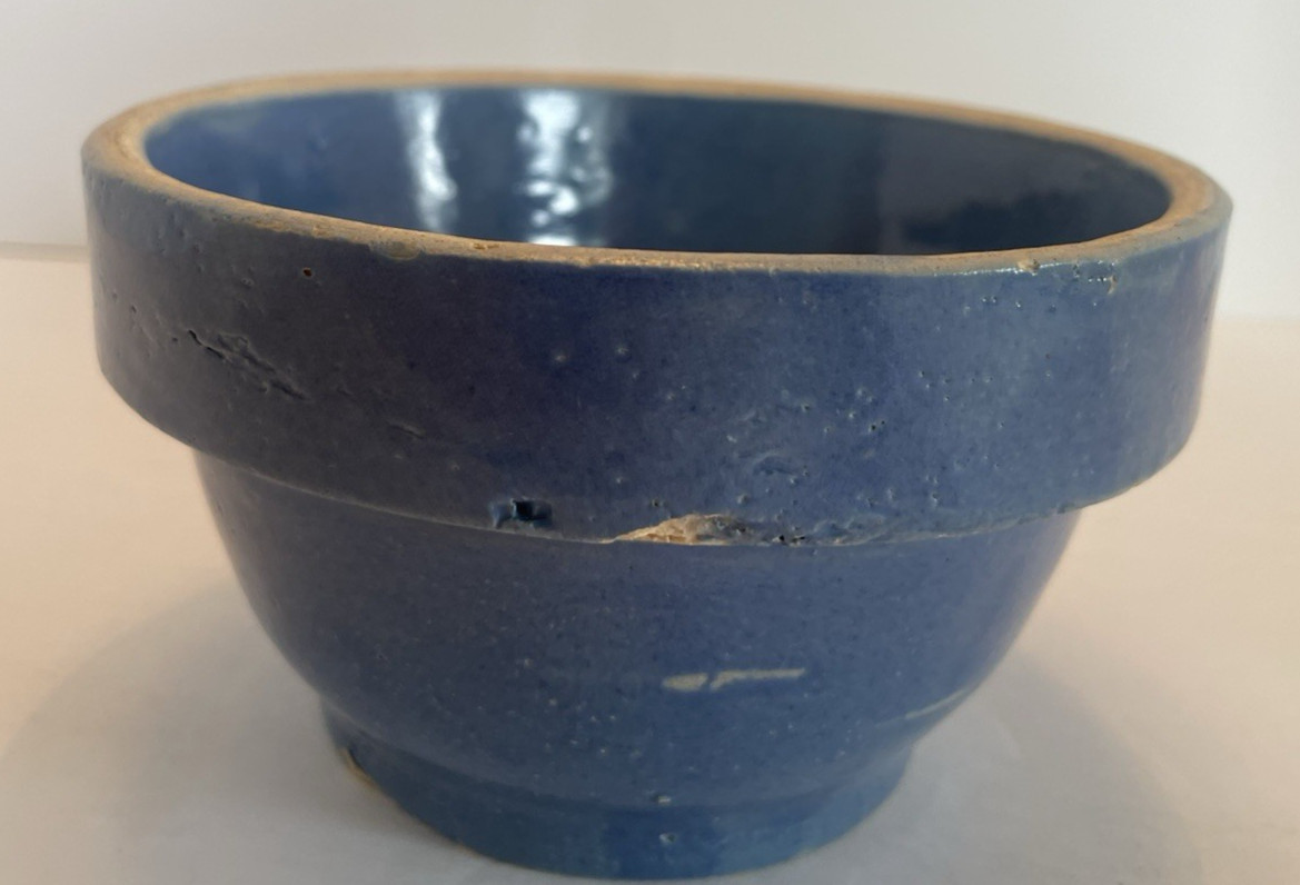 Vintage – Lt & Dk Blue & Burgundy Stoneware Set of 3 Bowls – 5, 5 1/8, 5 1/4 Dia