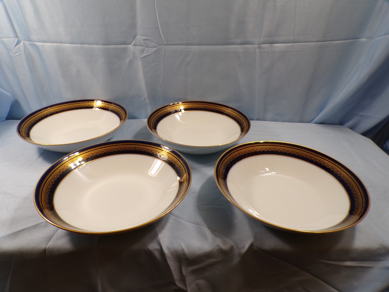 Set of 4 Noritake Legacy Vienna Pattern Coupe Soup Bowls