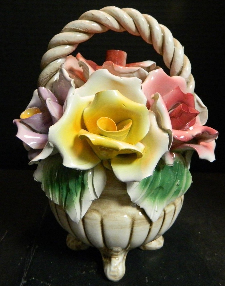 Vintage Large N Capodimonte Footed Roses Basket 9″ x 6.75″ x 7″ Excellent Cond
