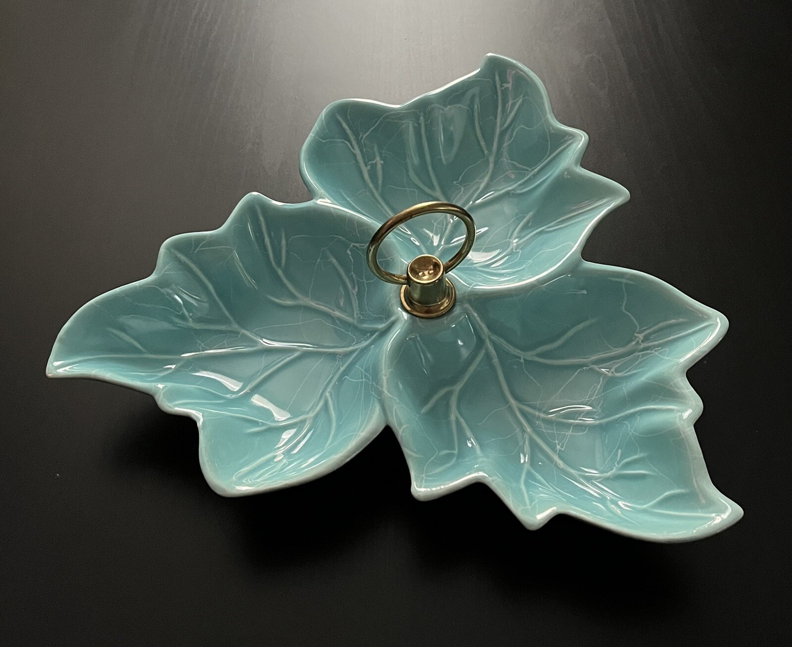 Vintage California USA Pottery 10-1/4” Divided Leaf Nut Dish Turquoise (V8)#10