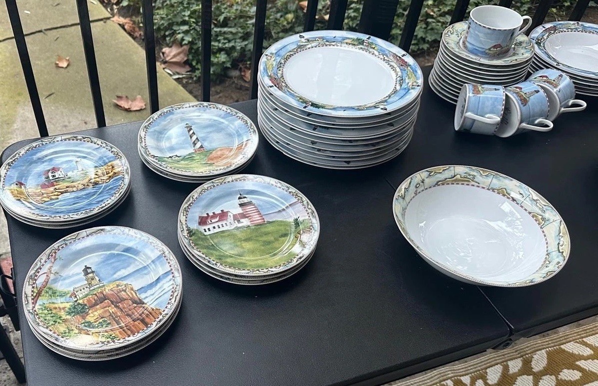 51 AMERICAN ATELIER SIGNALS LIGHTHOUSE NAUTICAL ROUND PLATTER 12″