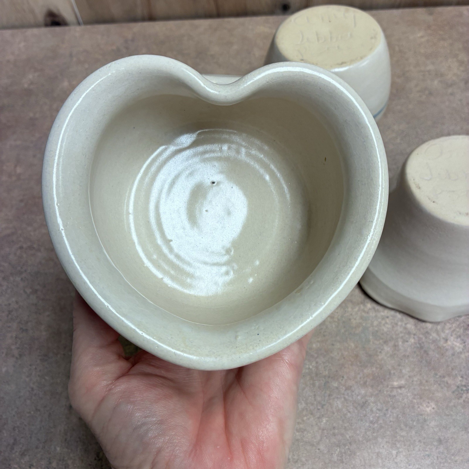 3 Pc Amy Tibbit Studio Art Pottery White Blue Rim Heart & Ripple Bowls & Pitcher