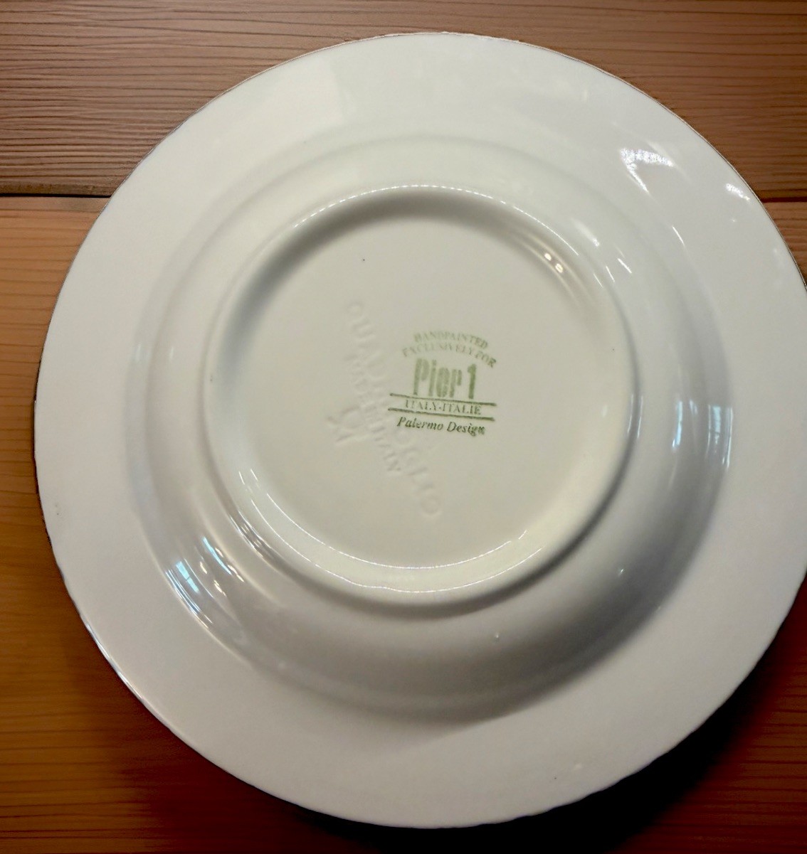Set of 4 Pier 1 Palermo 8 3/4″ Round Soup Cereal Bowls