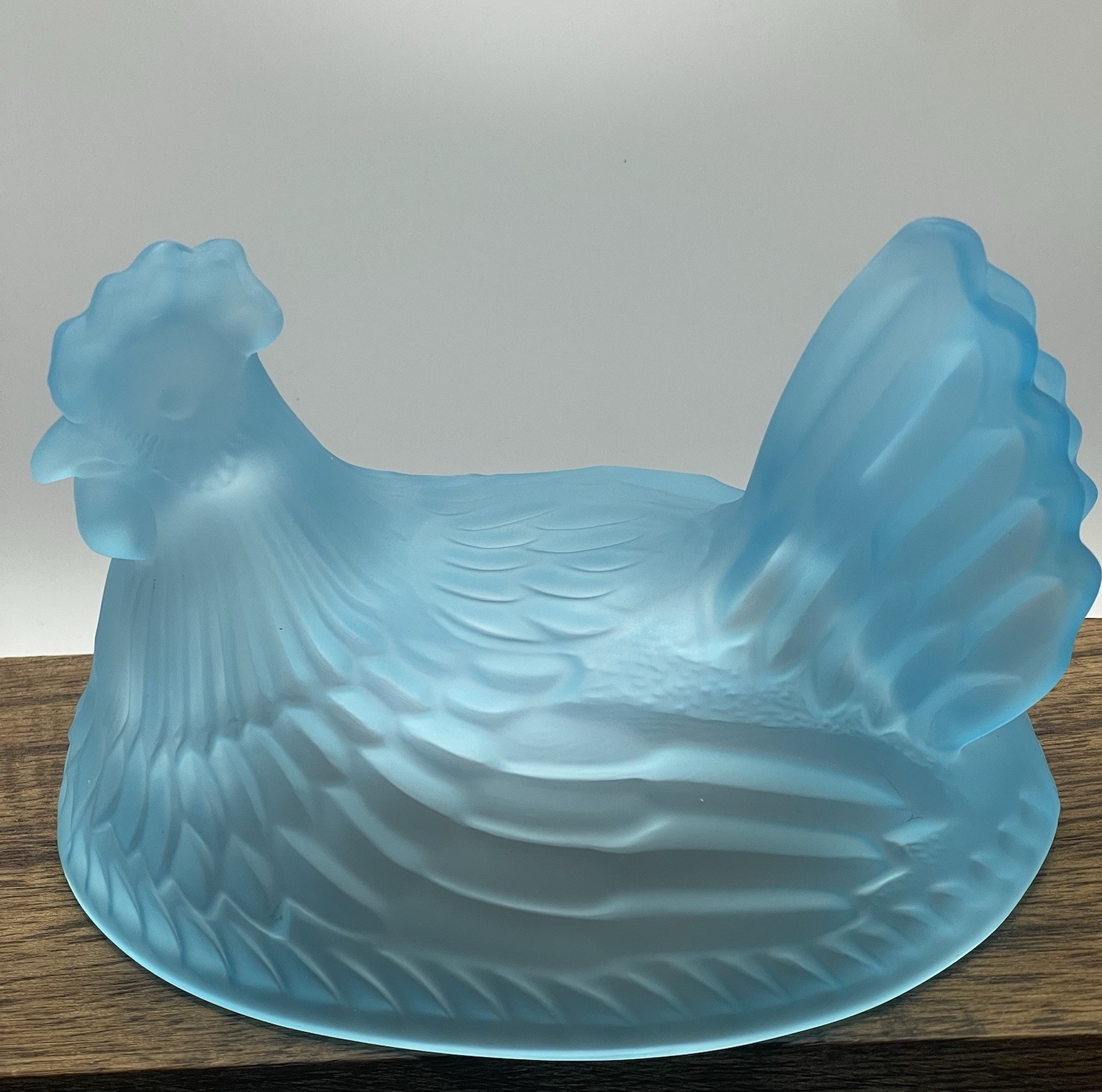 Blue Satin Glass Hen On Nest Covered Candy Dish 7” Farmhouse Decor New Import