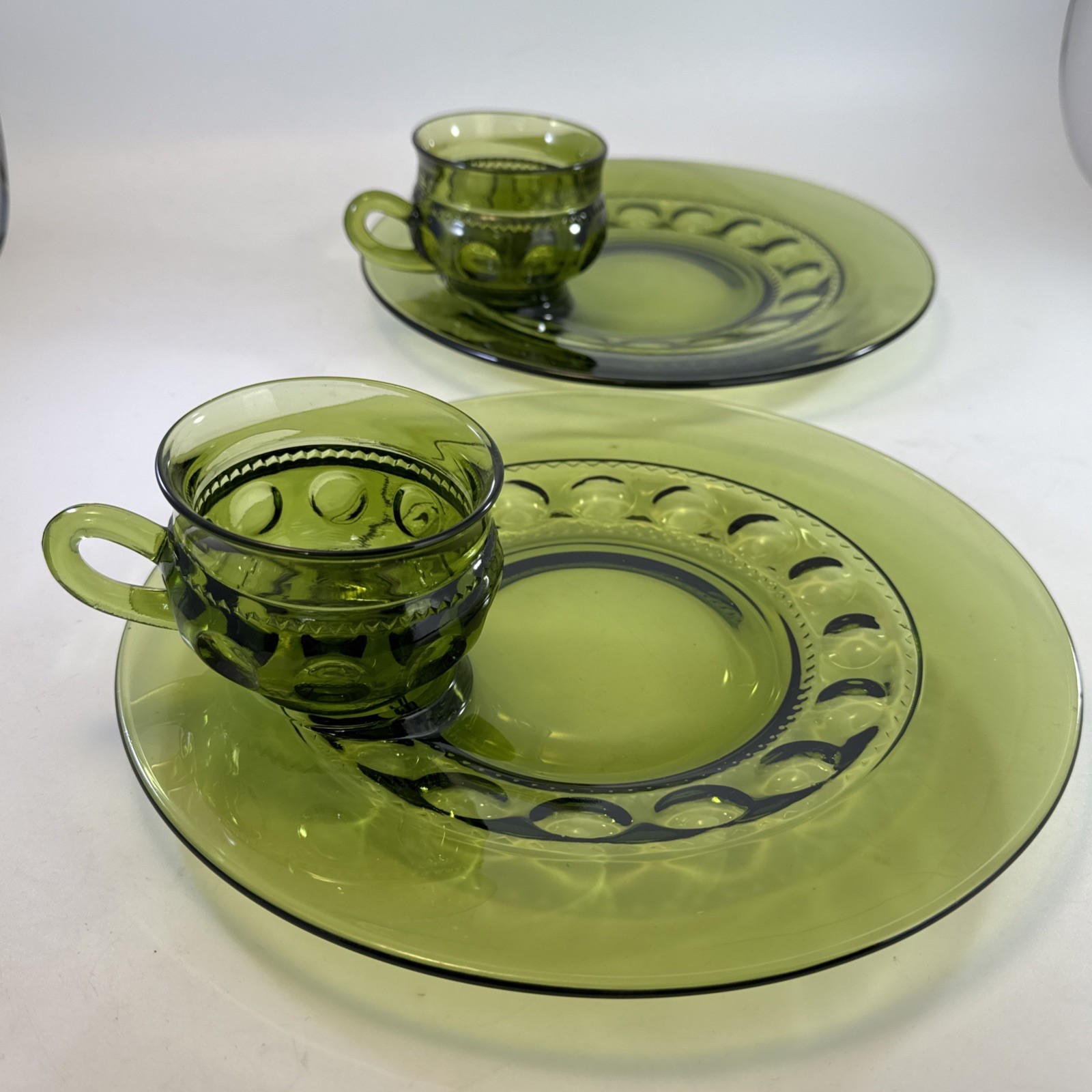 Vintage Indiana Glass Olive Green Thumbprint Cup & Saucer Set of 4 Kings Crown