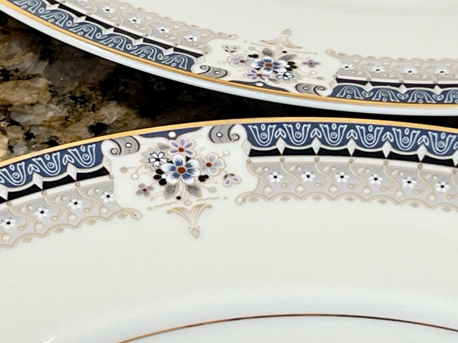 VTG 5 Pc Mikasa Grande Ivory 12 Chop Plate 10-7/8 Floral Porcelain Dinner Plates