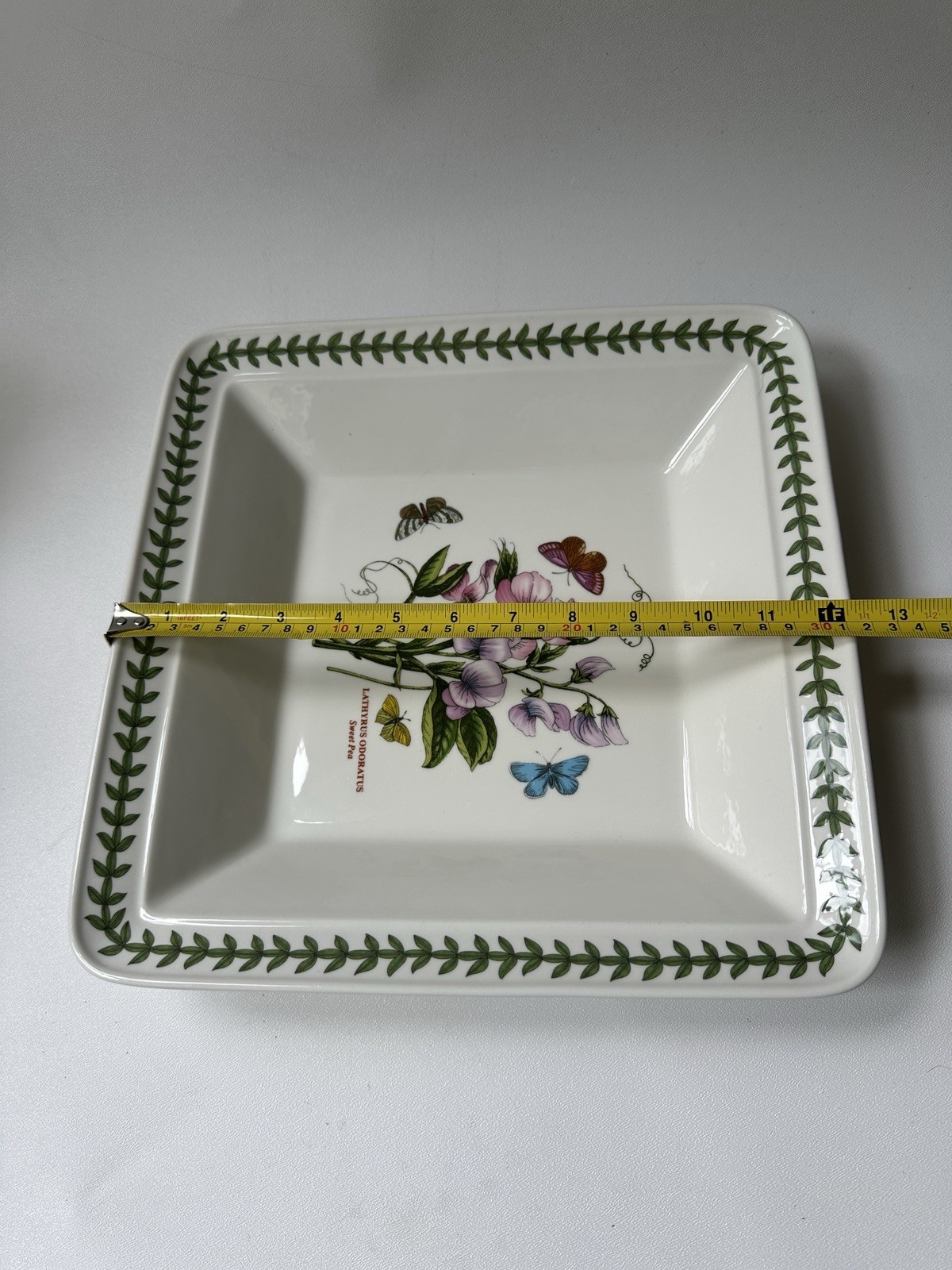 Portmeirion BOTANIC GARDEN 12″ Square Low Bowl SWEET PEA