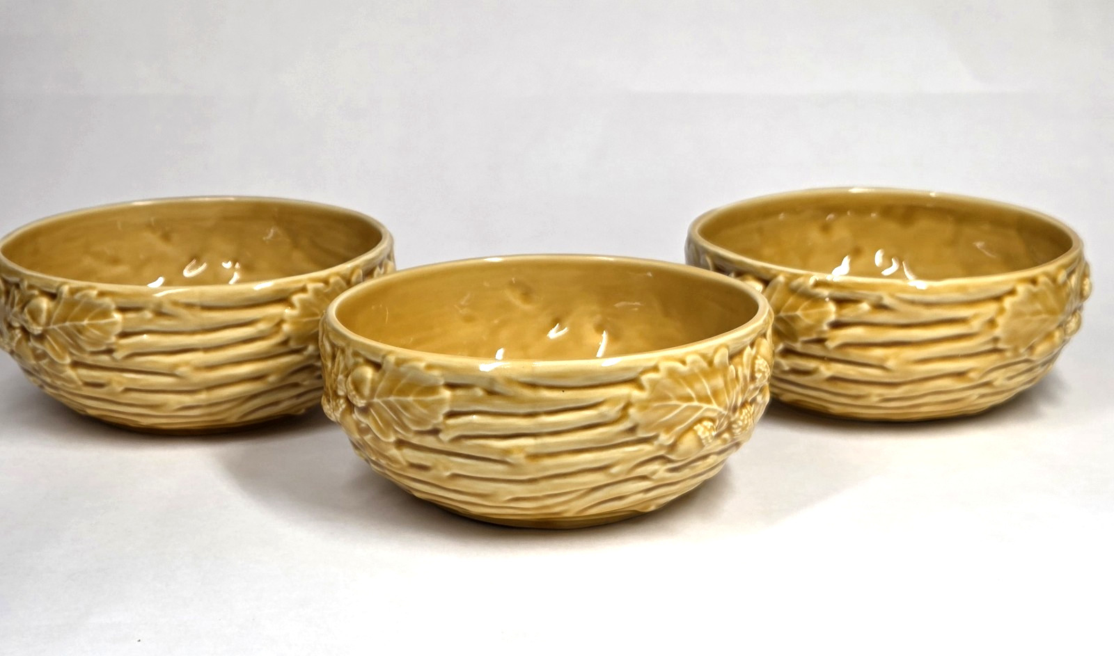 Bordallo Pinheiro Portugal Oak Leaf Gold Set of 3 Cereal Bowls 5.5″ EUC