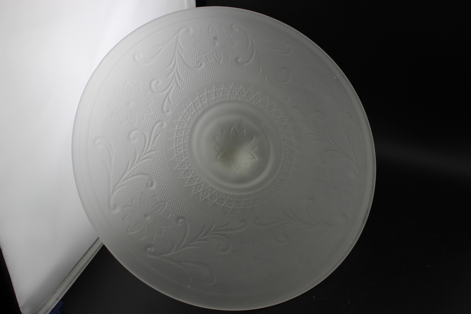 Tiara Indiana Glass Satin Frosted Sandwich 12″ Handle Party Server Platter AS IS