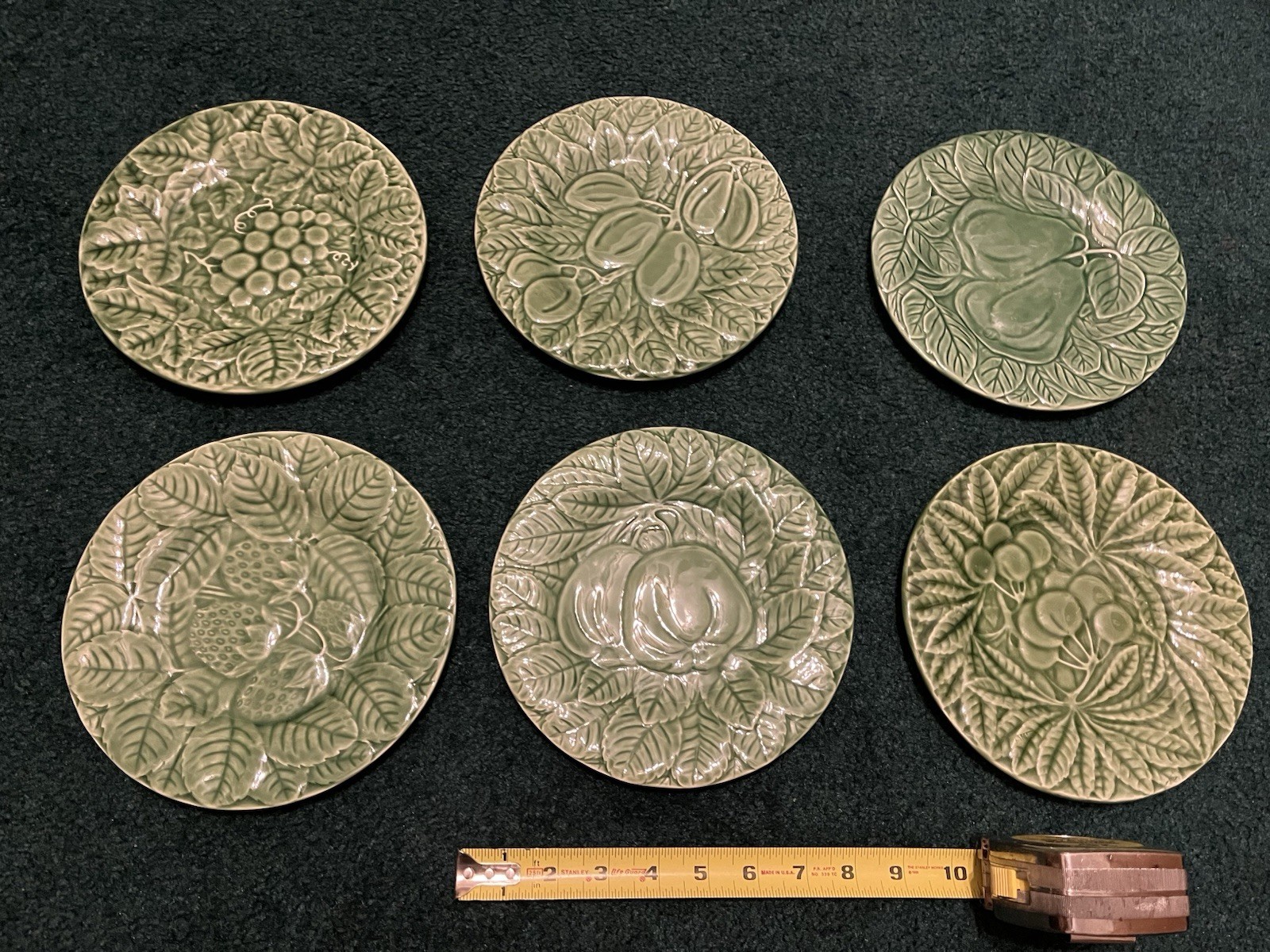 Vintage Bordallo Pinheiro 6 Majolica Green Assorted Fruit Plates 7.75” Portugal