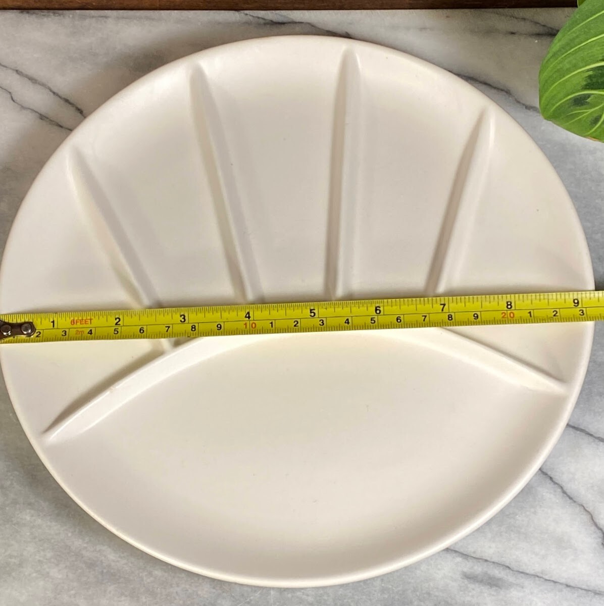 Vintage Japanese White Ivory Stoneware 9″ Divided Round Plates ~ Set of 6