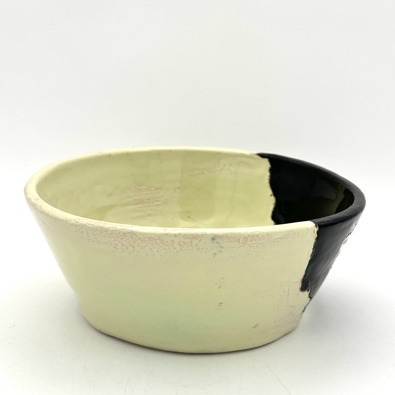 Studio Art Pottery Bowl Glazed Tiny Steaming Coffee Cups 6.75 X 3 Inches Signed