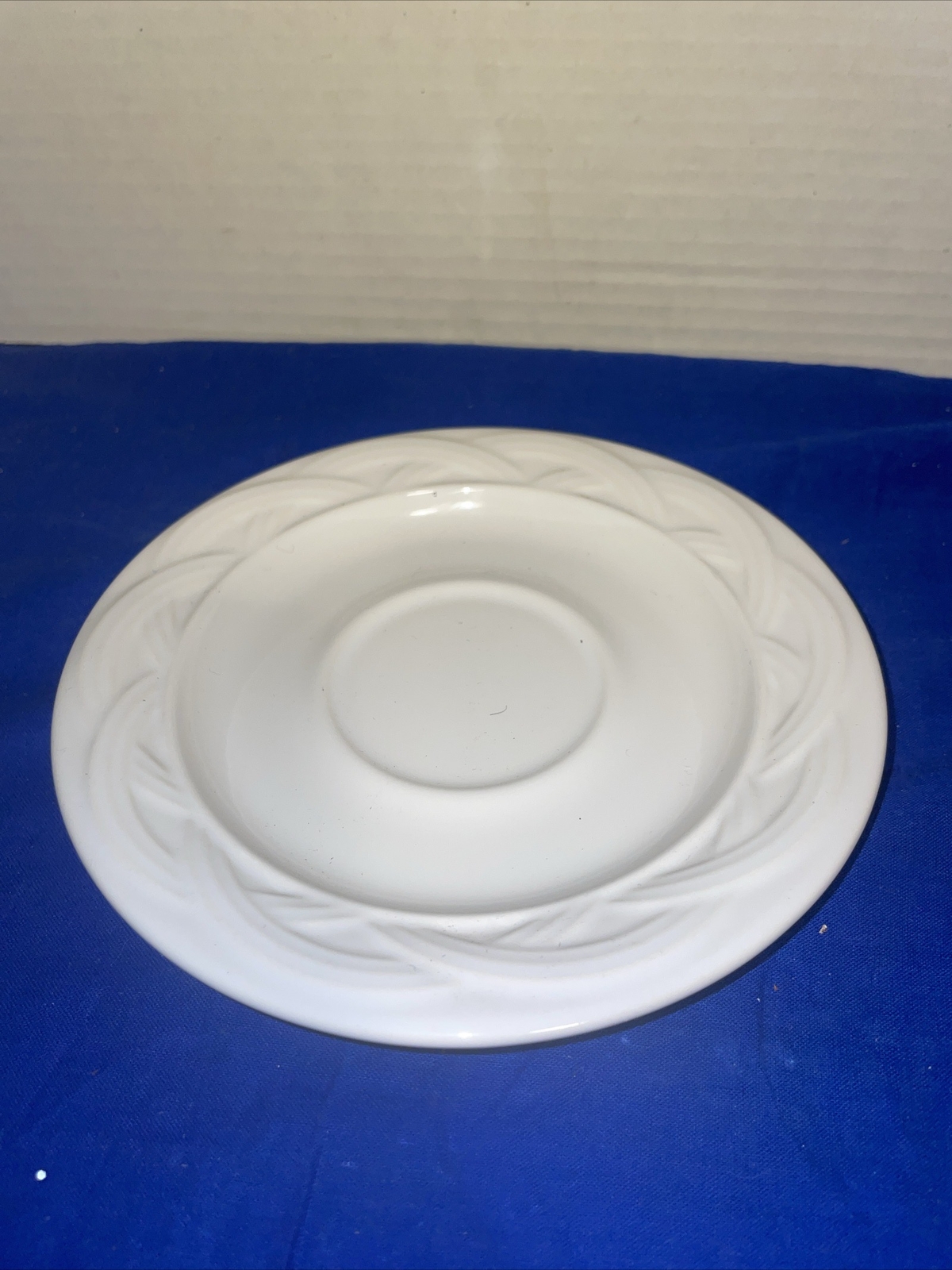 Elegant Pfaltzgraff White Acadia Dining Collection 6”- Estate Find