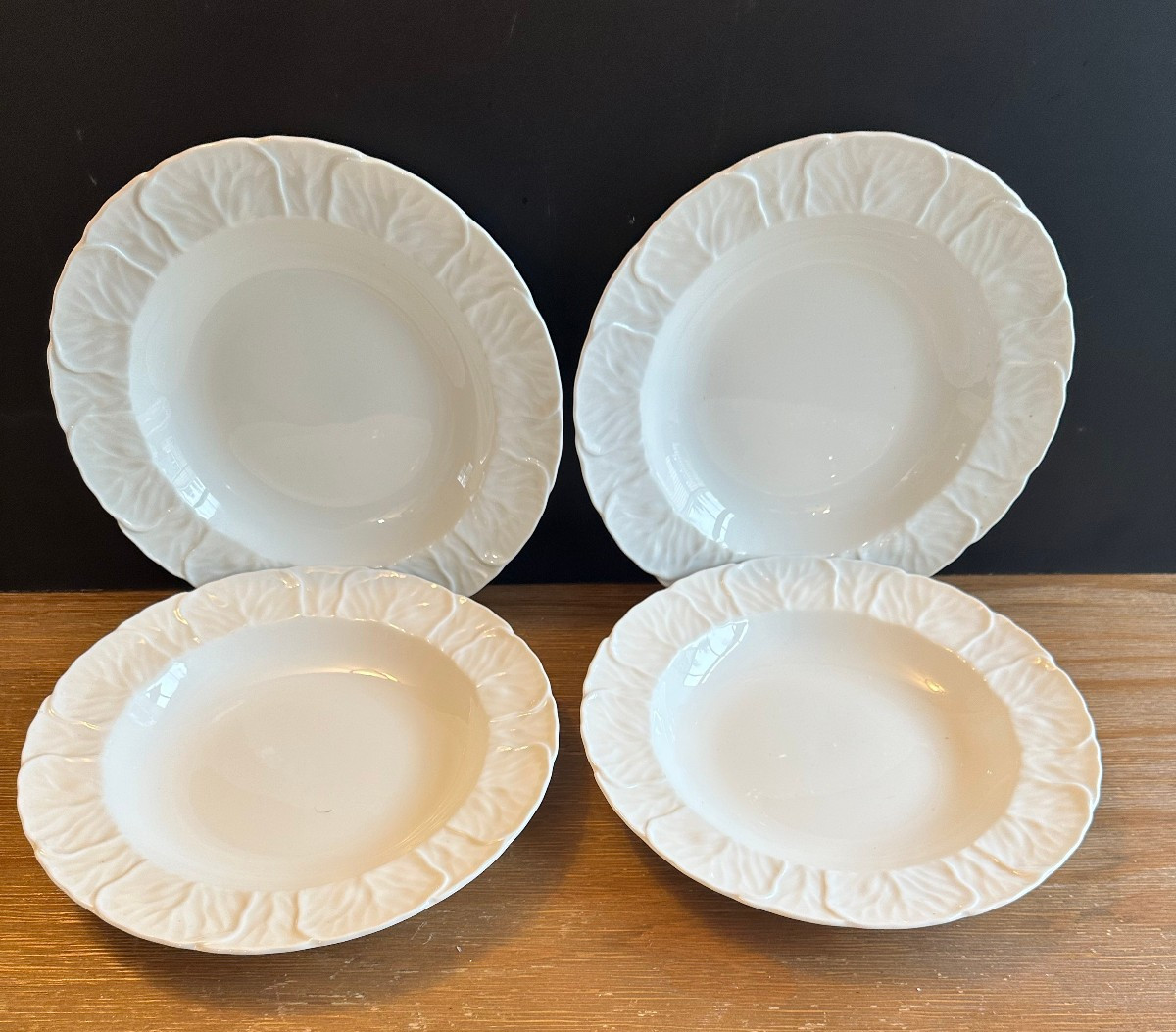 Wedgewood Countryware White Bone China porcelain Cabbage 4 Desert bowls 6 1/4″