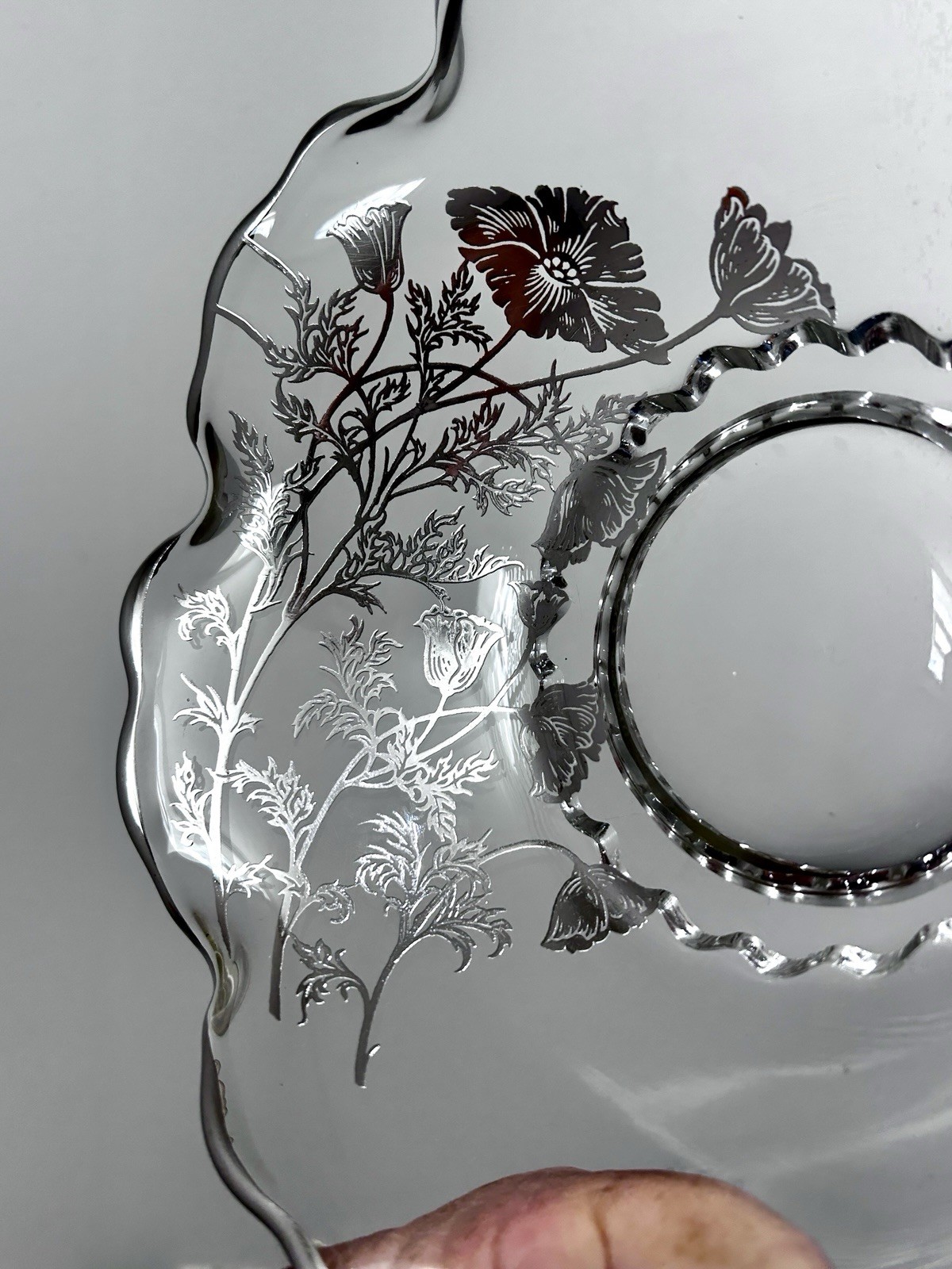 Silver City Glass 8” Ruffled Serving Bowl Dish Sterling Overlay Flanders Poppy