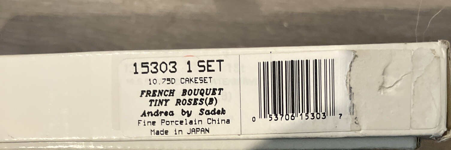 Andrea by Sadek French Bouquet Rose Garland Cake Plate (no Server) in Box
