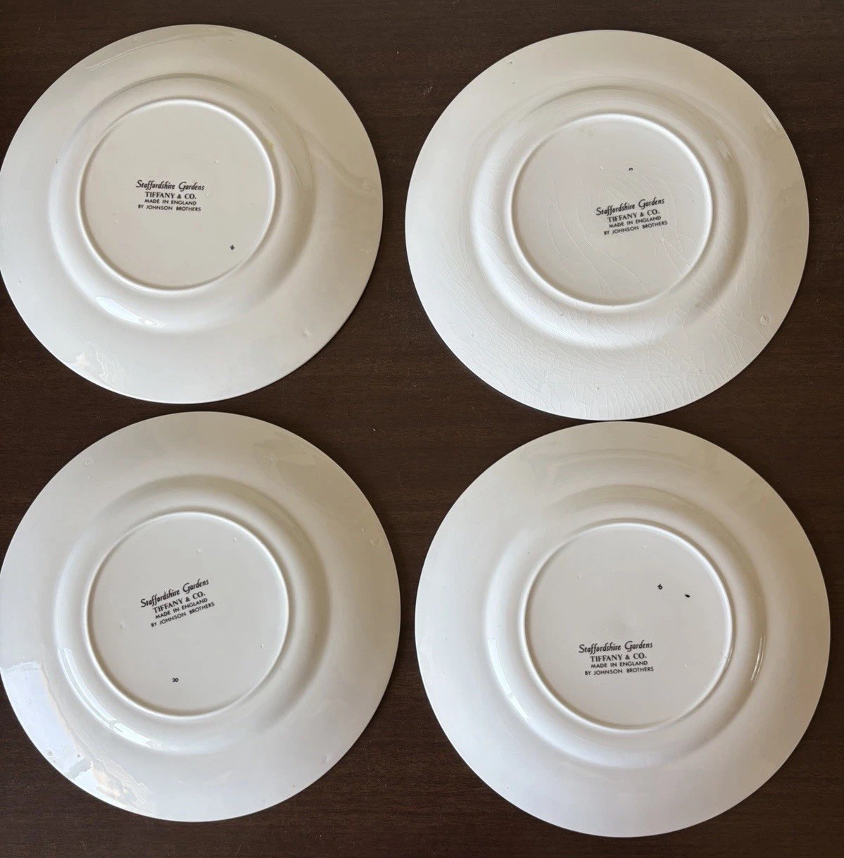 Tiffany & Co Staffordshire 8 Berry Assort Plates by Johnson Brothers (334ME)
