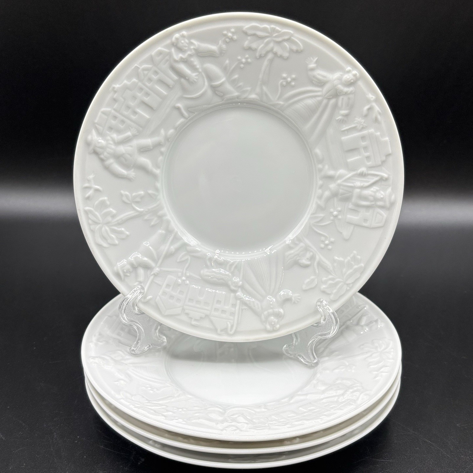 Vtg Pfaltzgraff Procession White Saucers For Flat Cups 6.25” Embossed Set Of 4