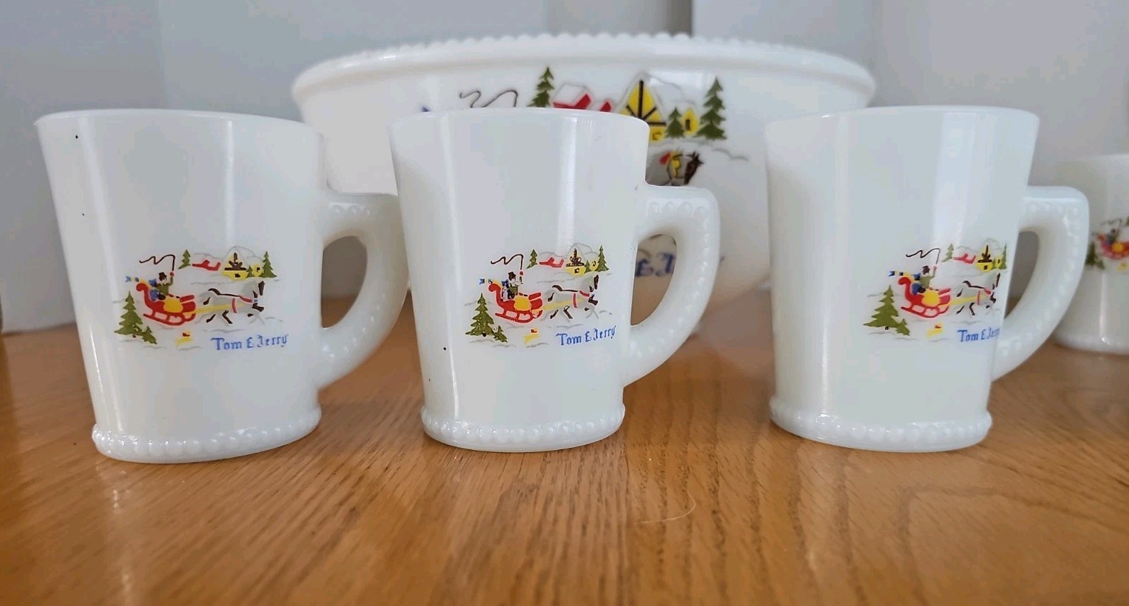 Vintage Tom & Jerry Milk Glass Beaded Punch Bowl & 11 Cups Sleigh Horses