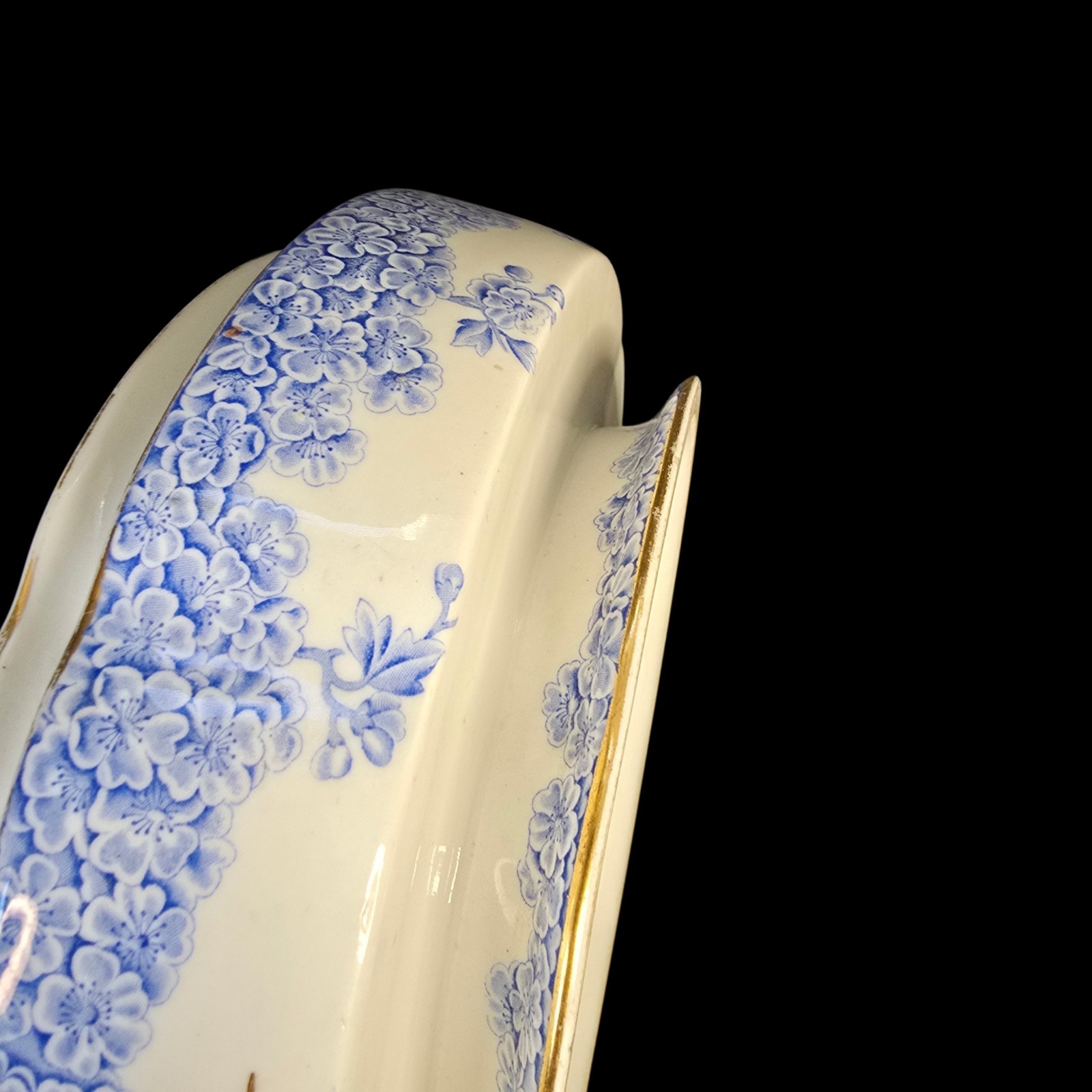 Early Royal Worcester Covered dish Oriental Style Elephand Head Handles Ovington