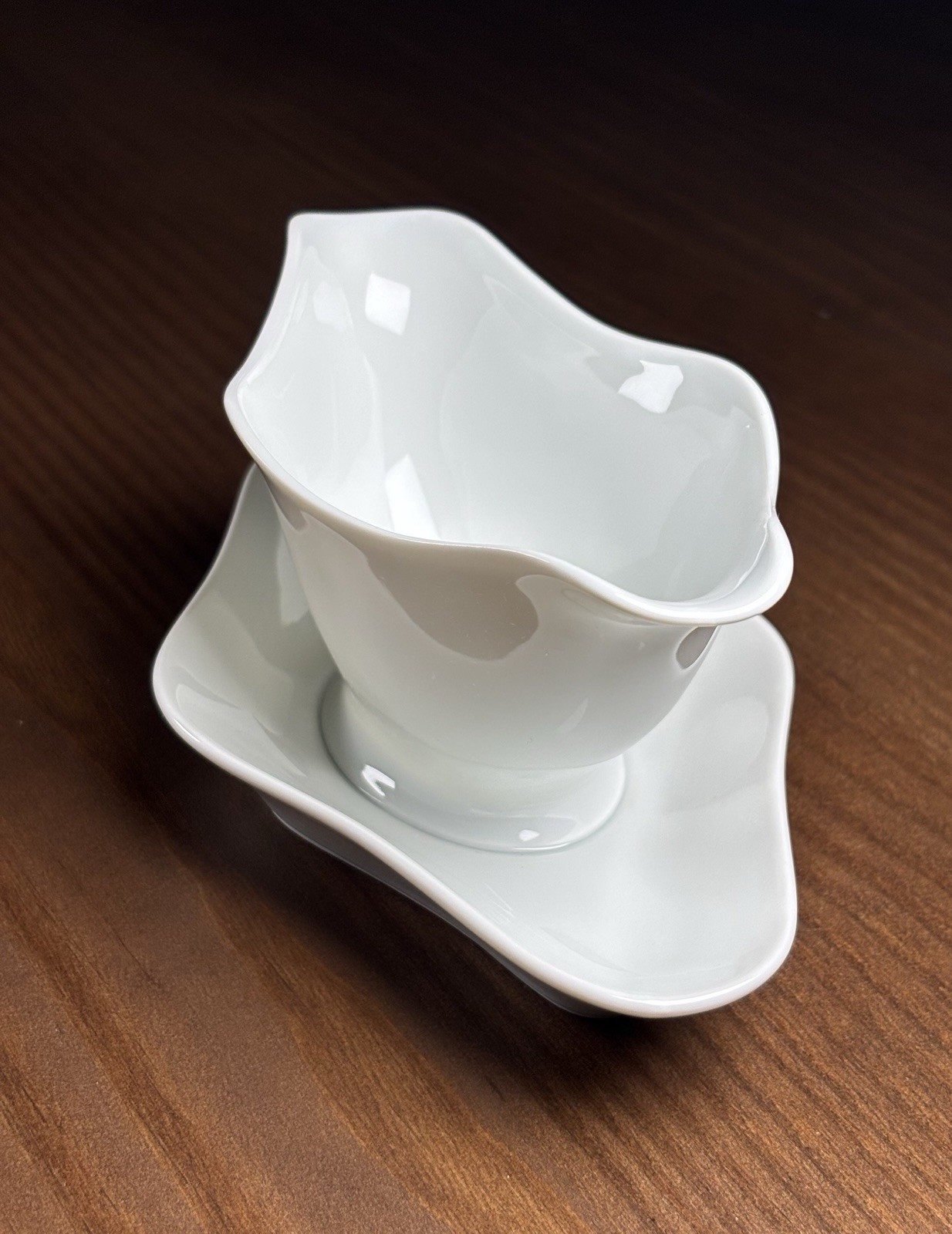 Limoges France Porcelaine Lafarge White Gravy Boat Attached Underplate EUC