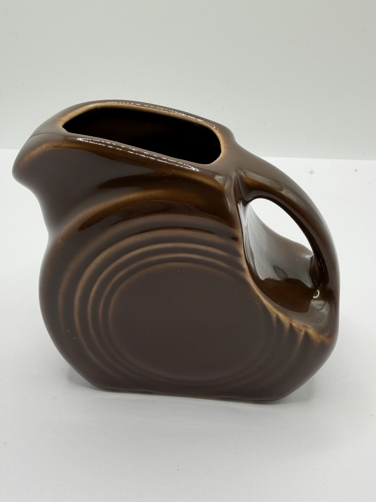 Fiesta Mini Disk Pitcher – Chocolate – Fiestaware Mini Disc Brown RARE HTF 5 oz