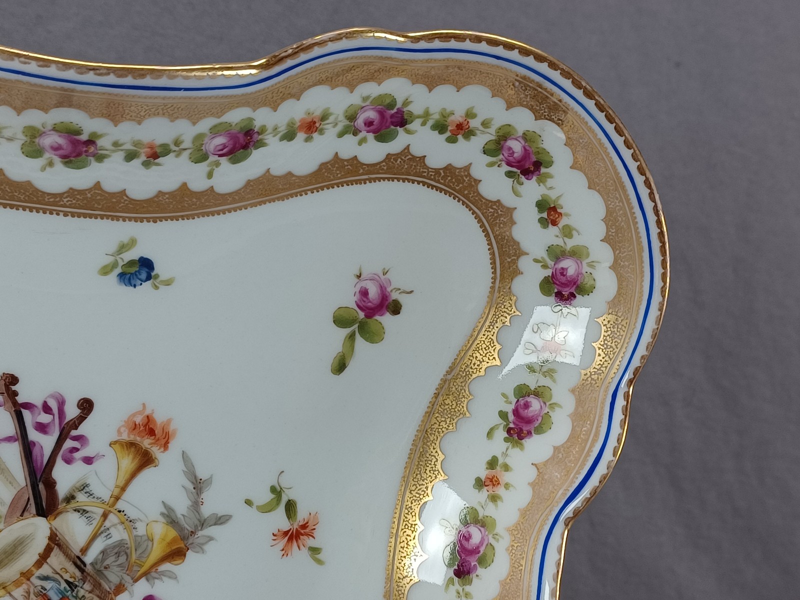 Dresden Nyon Style Musical Instruments Pink Roses & Gold 10 1/8 Inch Square Bowl